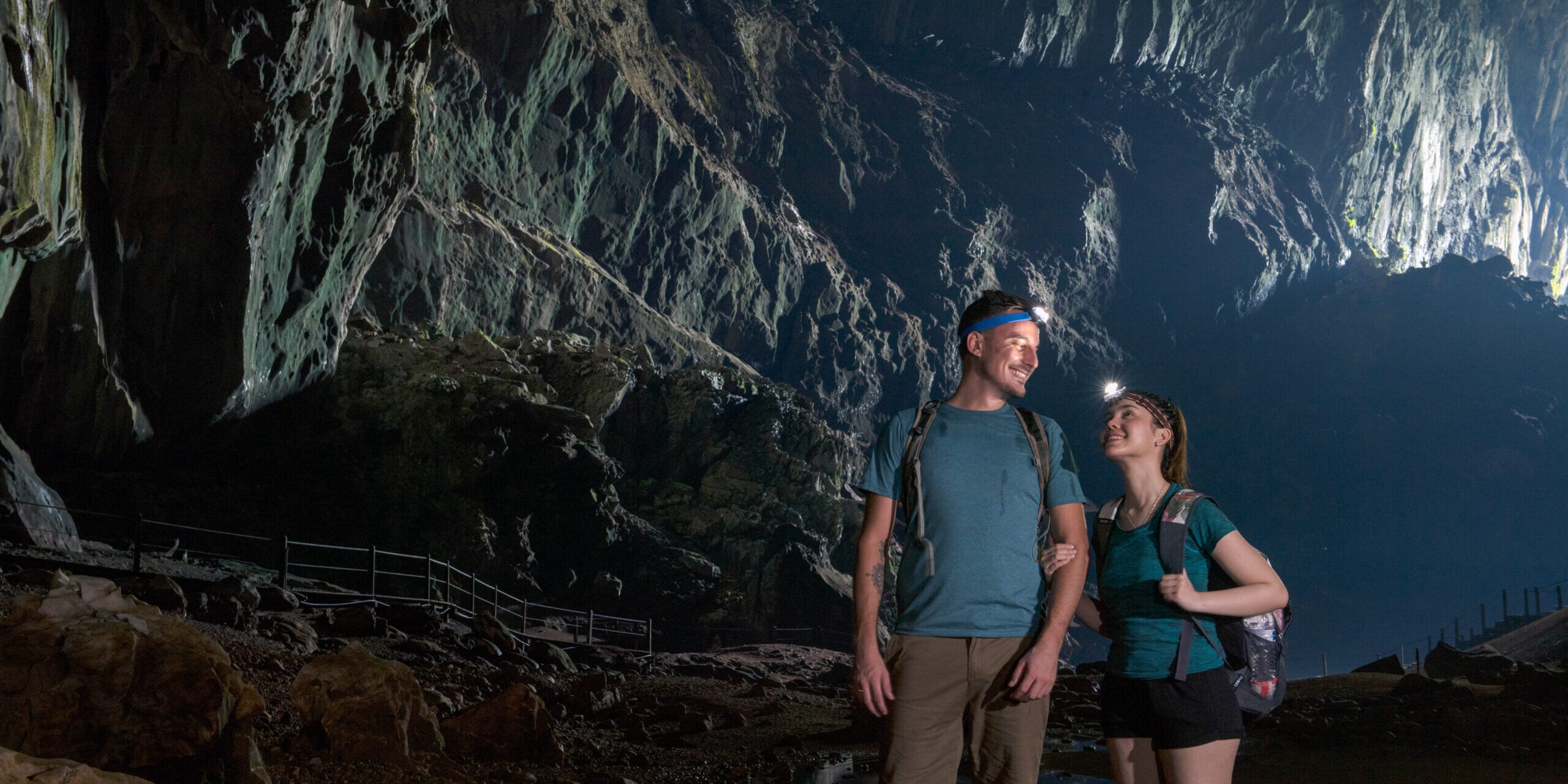 MULU DEER CAVES, SARAWAK