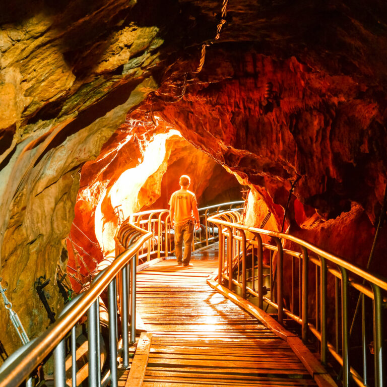 GUA KELAM , PERLIS